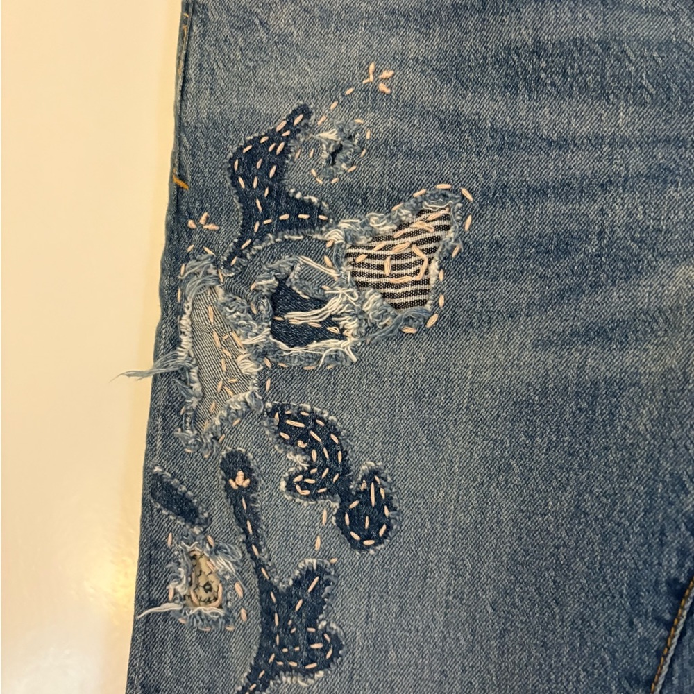 Pilcro Embroidered Slim BF Jeans - Picture 3 of 7
